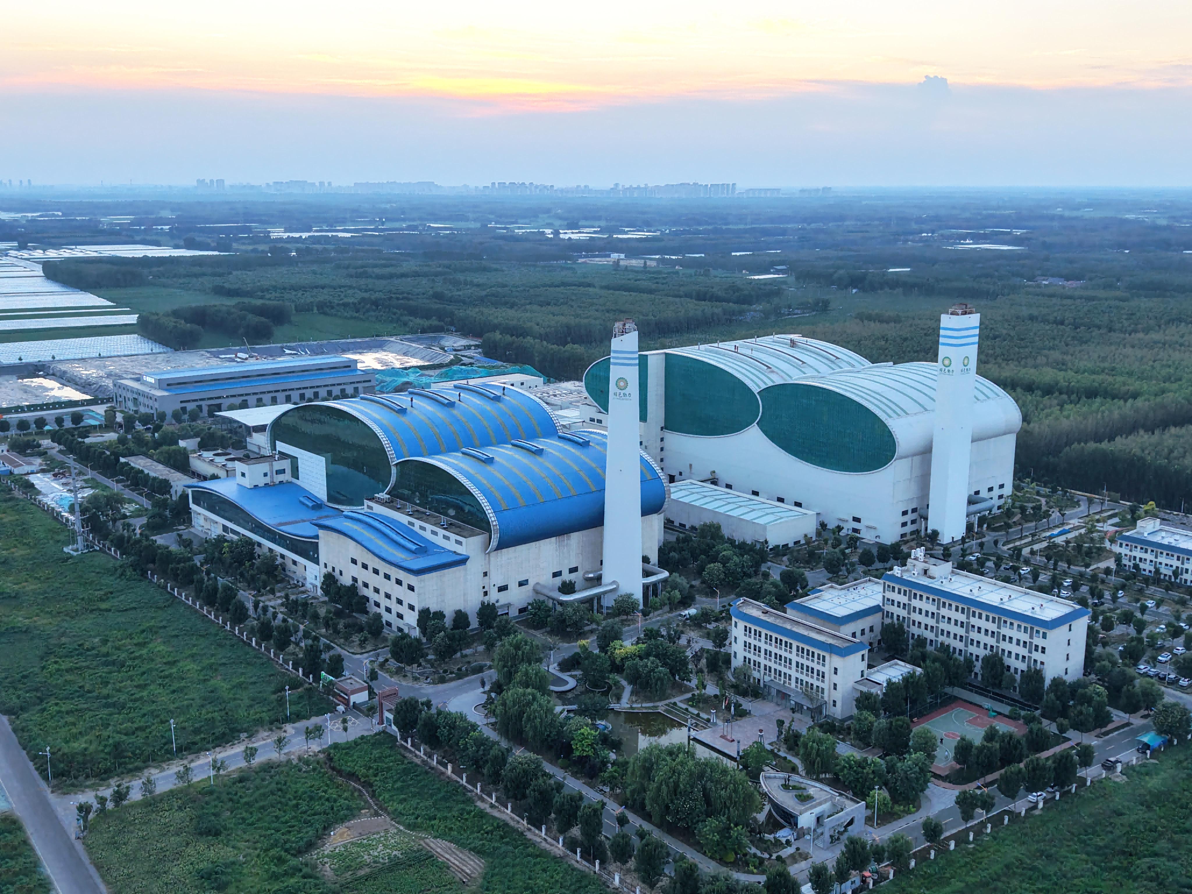 EV扑克乐成研发垃圾池栅格智能疏通机械人系统 离别高危人事情业时代